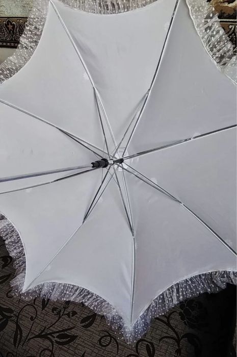 Umbrelă mireasă-model deosebit.
