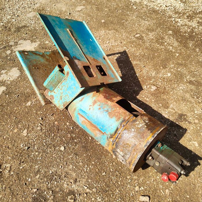 Продам загрузчик сеялок на Камаз цена 200000