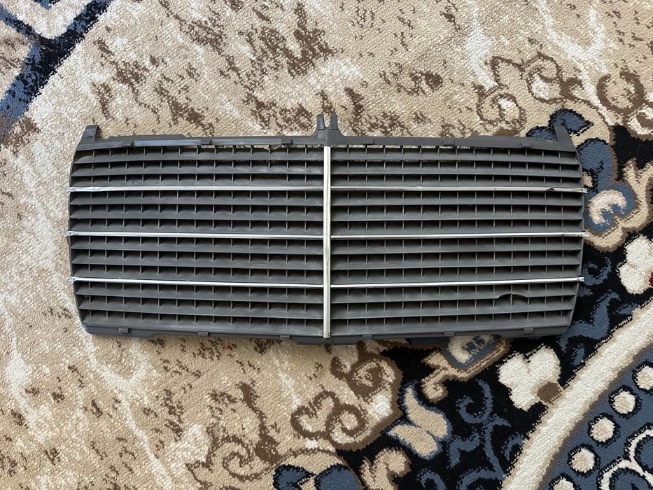 Решетка мерседес w124