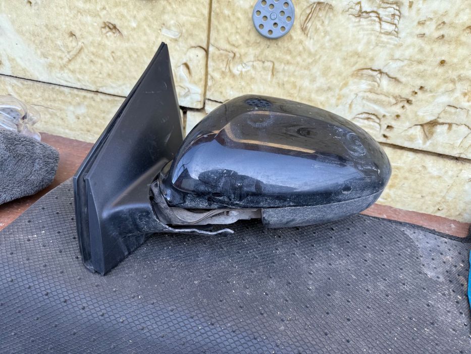 Chevrolet Monza боковое зеркало