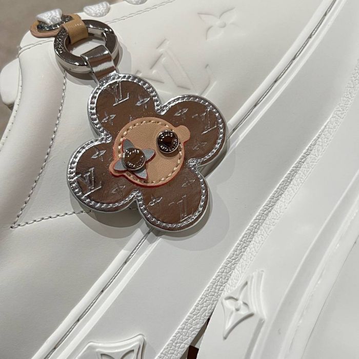 Adidasi Louis Vuitton
