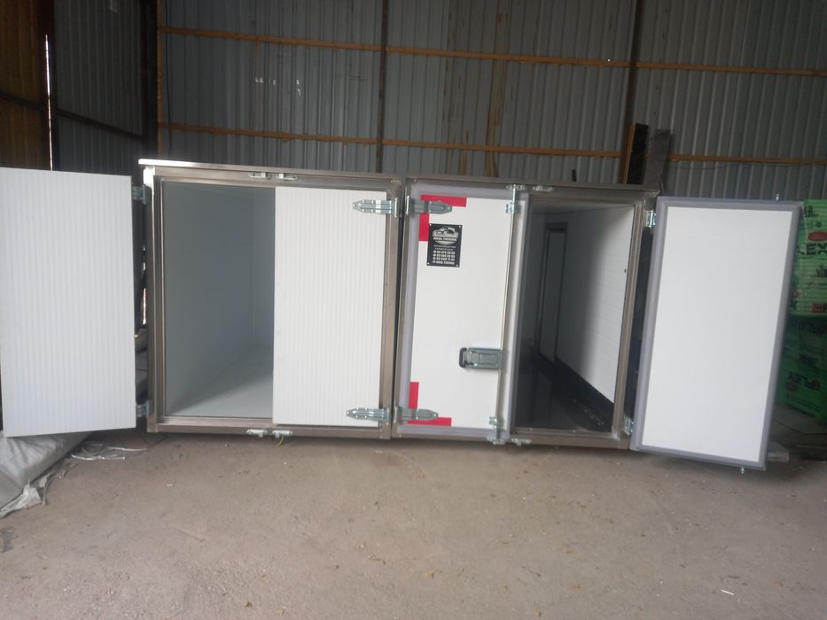 Labo бутка борт фургон.