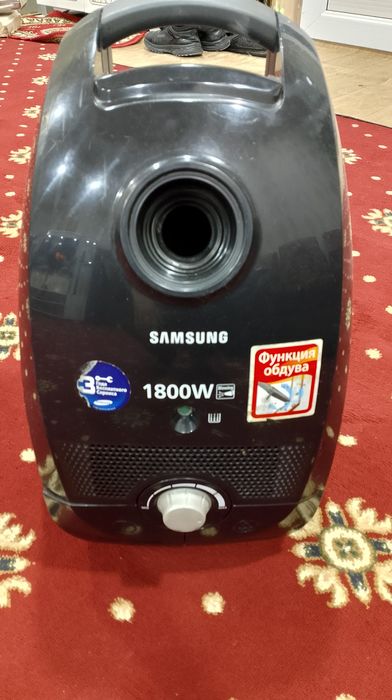 Пылесос самсунг1800W