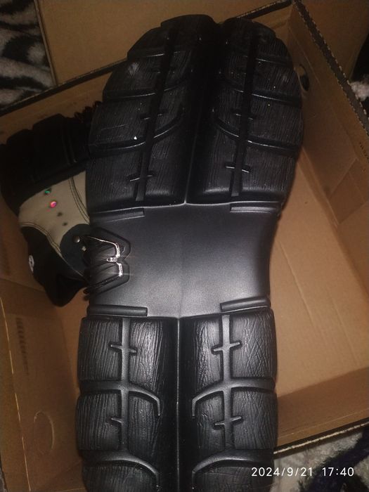 Кроссовки New Rock