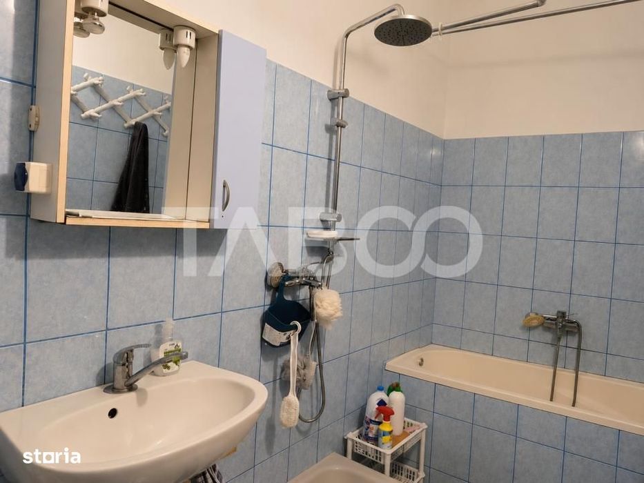Apartament spatios la casa 97 mpu 3 camere 20 mp gradina pivnita