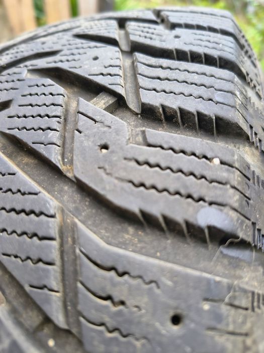 205/70/15 зимни .