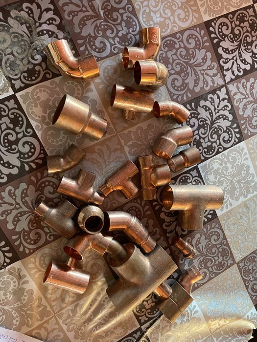 Vand lot fitinguri cupru de la 15-35