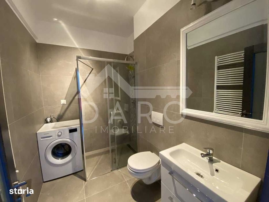 Inchiriez apartament modern 2 dormitoare+living, bloc nou centru