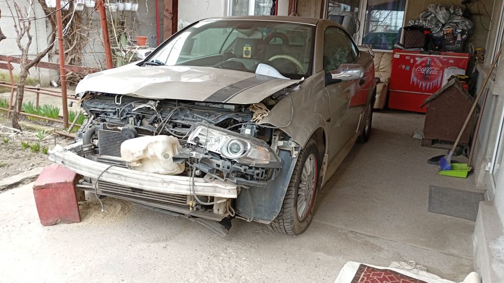 Megane 2 Cabrio 1.9 TDI 131cp Avariat