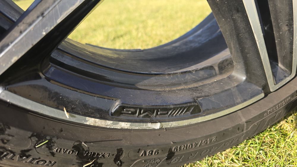 Джанти Mercedes AMG 19" със зимни гуми