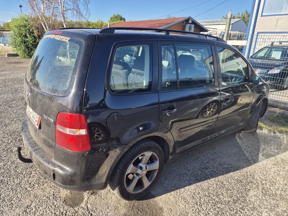 VW-Touran 2.0 tdi