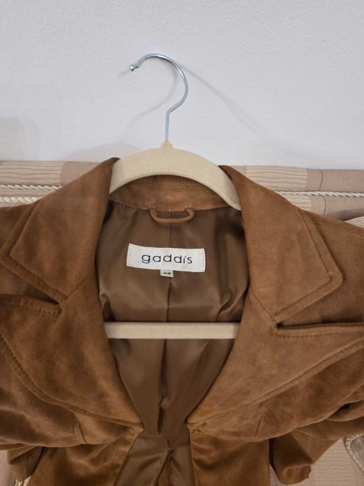 Jacheta/haina piele intoarsa