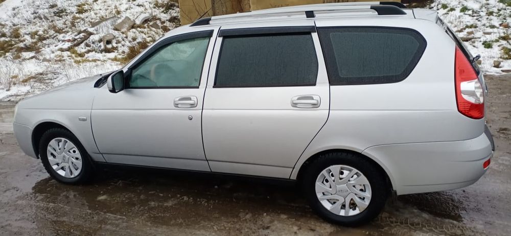 Продам Приору- 2