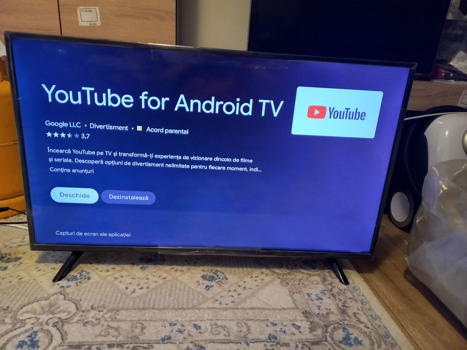 Super televizor Everrest cu diagonala de 110