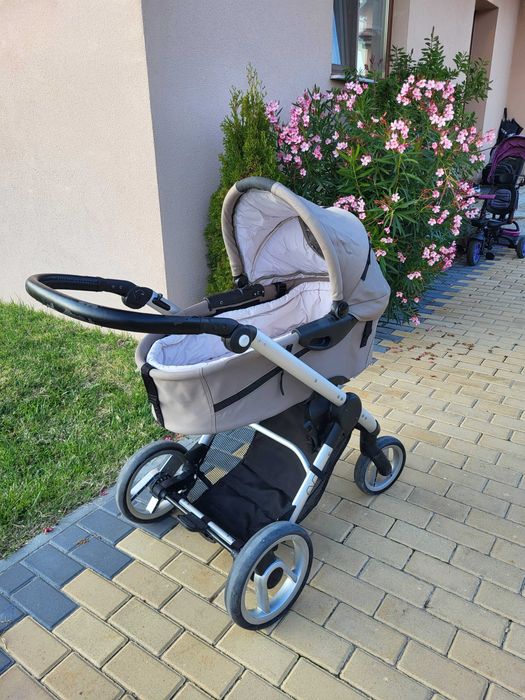 Бебешка количка Mutsy Evo 3 в 1