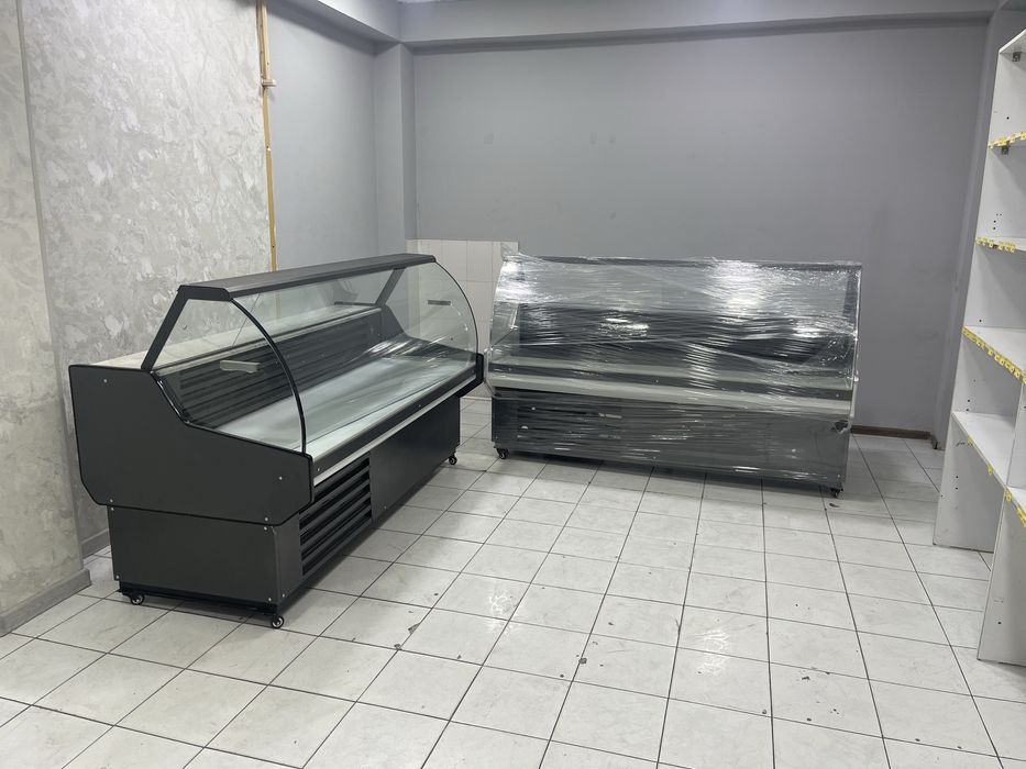 Витрина холодильник