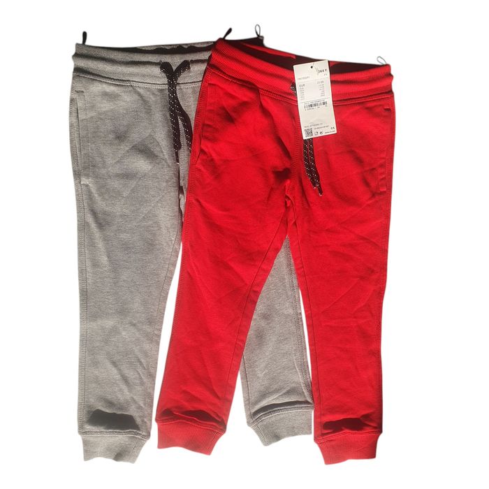 Pantaloni 4 ani trening noi 104, roșu și gri, C&A grosi, baieti, fete