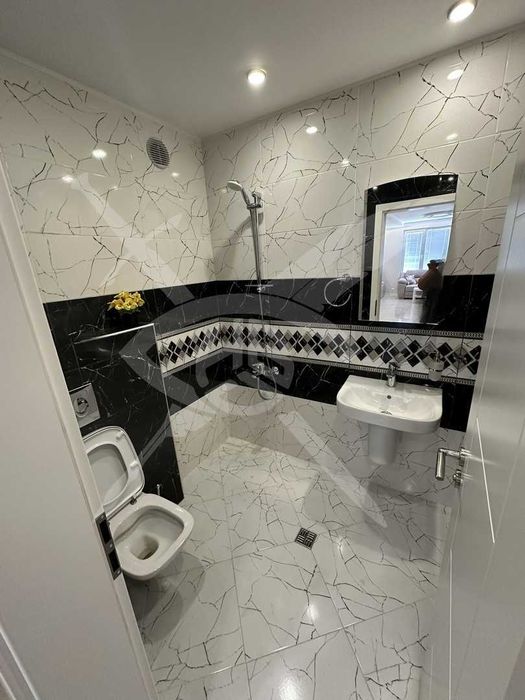 Дава се под наем Четиристаен апартамент в София, Манастирски ливади - 145 кв.м за 1495.83 € - Снимка #10