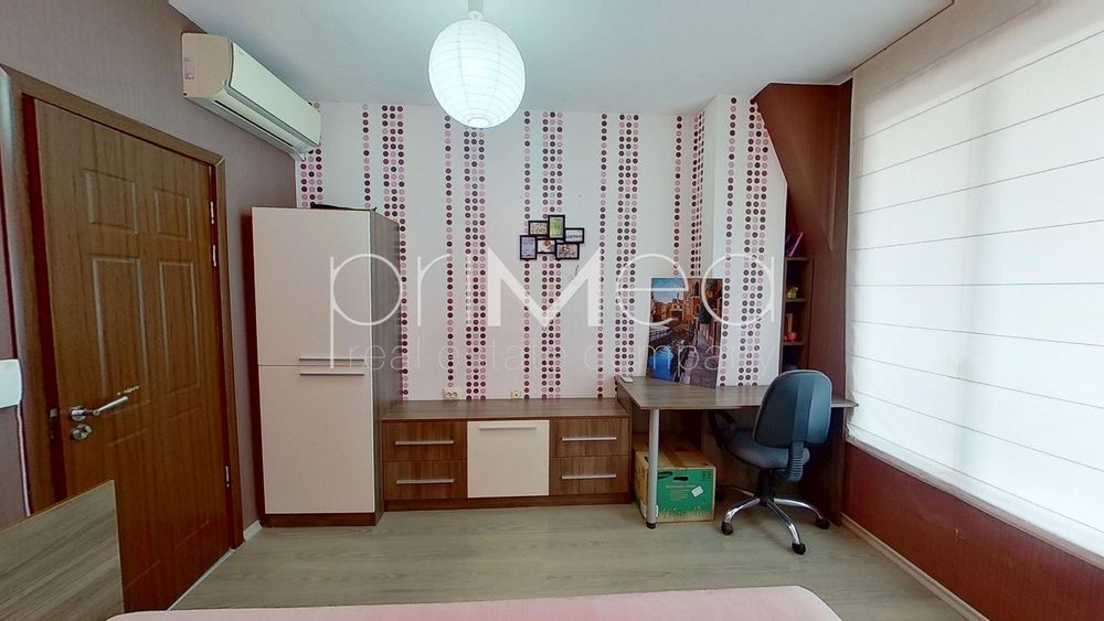 Продава се Тристаен апартамент в Бургас, Възраждане - 102 кв.м за 1175 €/кв.м - Снимка #4