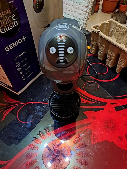 Кафе машина Долче густо