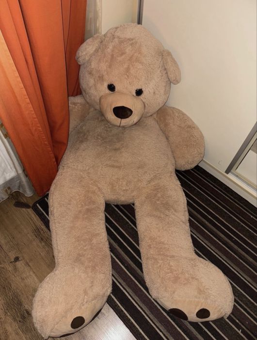 Ursulet Gigantic Crem Human Size