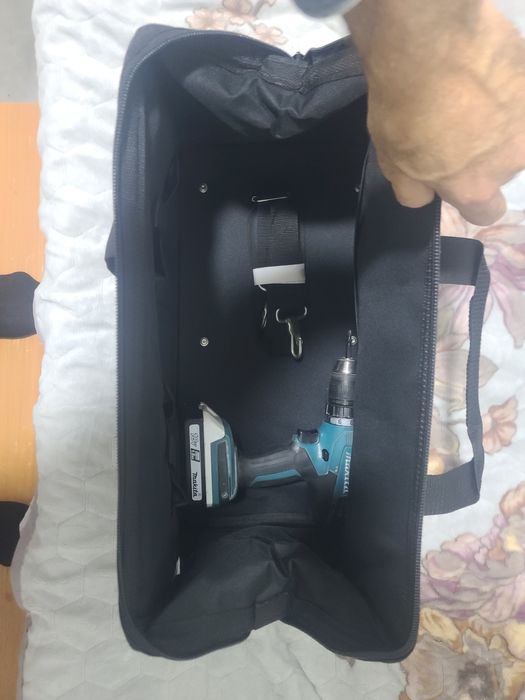 Новогодняя Сумка для инструментов Bosch , не маленькая