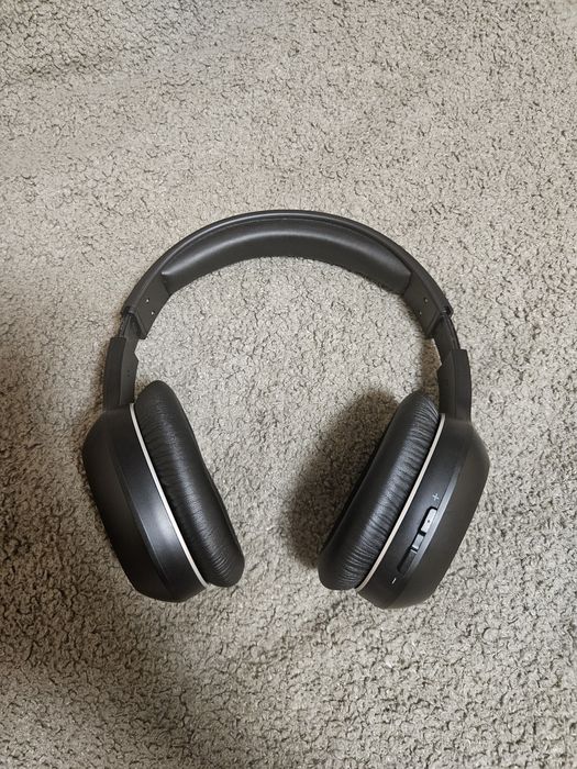 Наушники Bluetooth