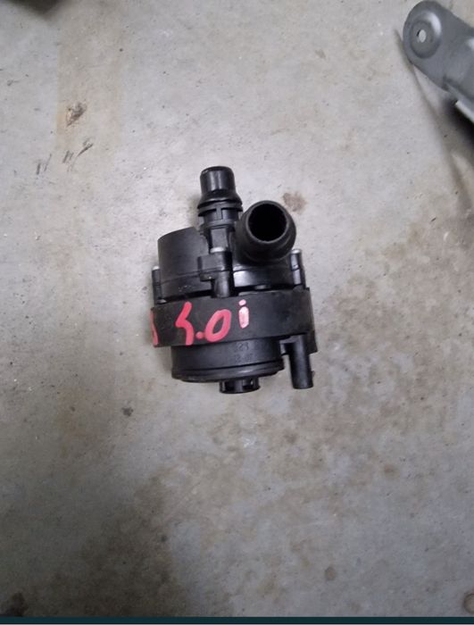 Pompa apa recirculare BMW f30 f31 f32 f33 b58 340i 440i