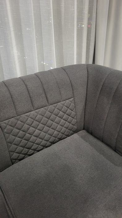 Диван двухместный. Серый