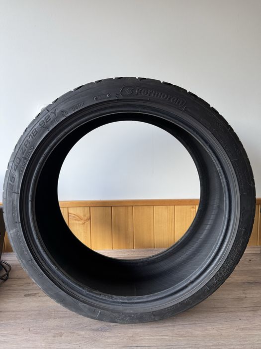 2бр. Kormoran Ultra High Performance 225/40/18 летни гуми