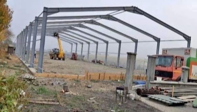 Vand hala metalica 10x40,structura,panouri sandwich si alte dimensiuni