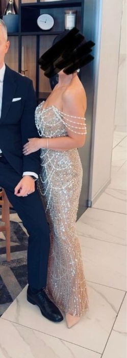 Rochie de seara cu paiete decorata cu perle, culoarea sampanie, XS