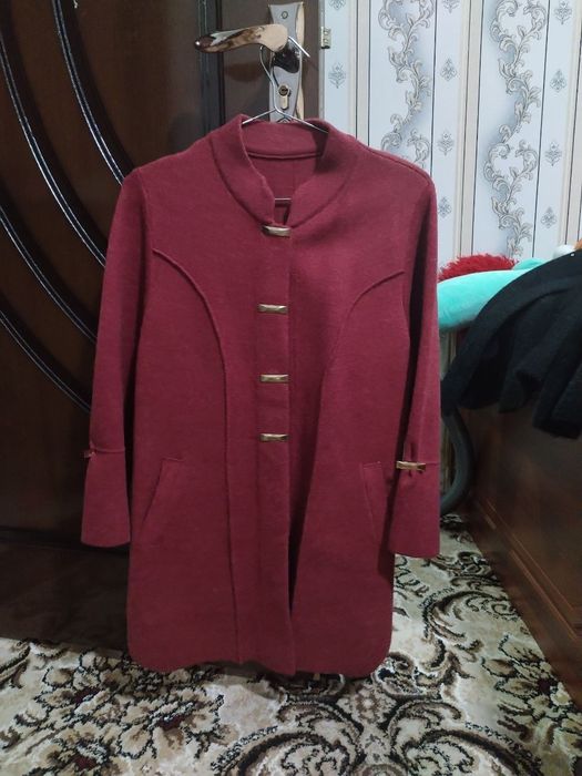 Одежды (kiyimlar ayollar va qizlar uchun)