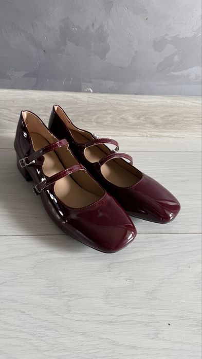 Продаю туфли женские 38р