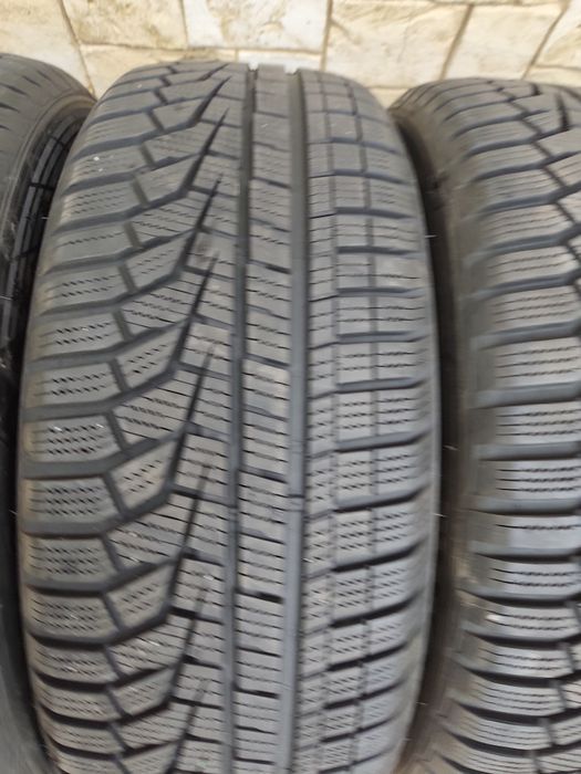 Зимни гуми Hankook 215/60/17 Winter icept Evo 2  2156017