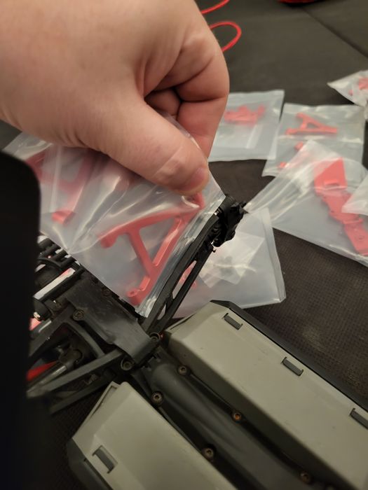 Traxxas slash brate suspensie aluminiu