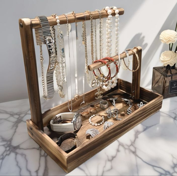 Подставка для украшений дерево