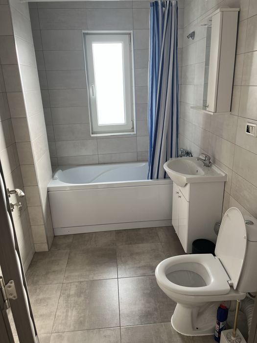 Apartament cu o camera de inchiriat