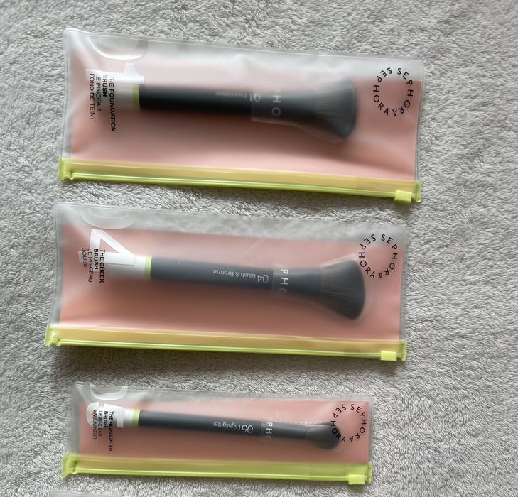 Четка за хайлайтър пудра сенки руж очна линия Sephora MUFE Too Faced