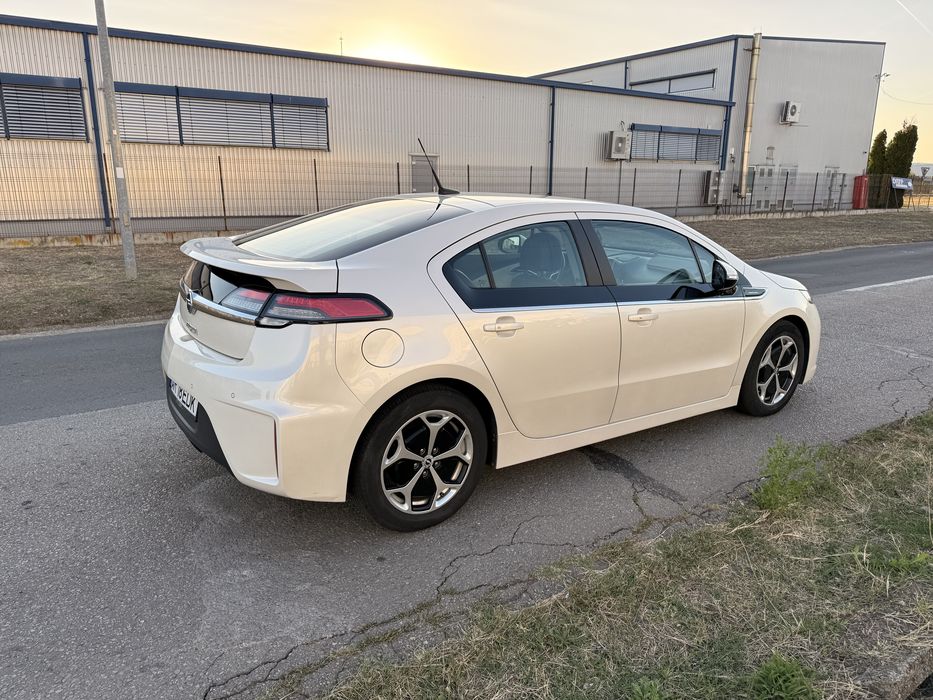 OPEL Ampera 2012 — imagine 3