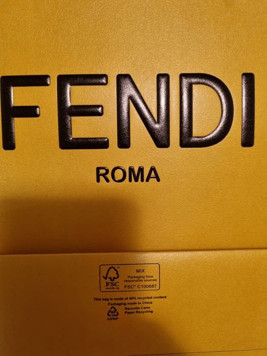 Оригинална хартиена торбичка Fendi