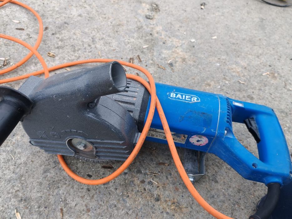 Masina de carotat sanțuri în perete profesiinala