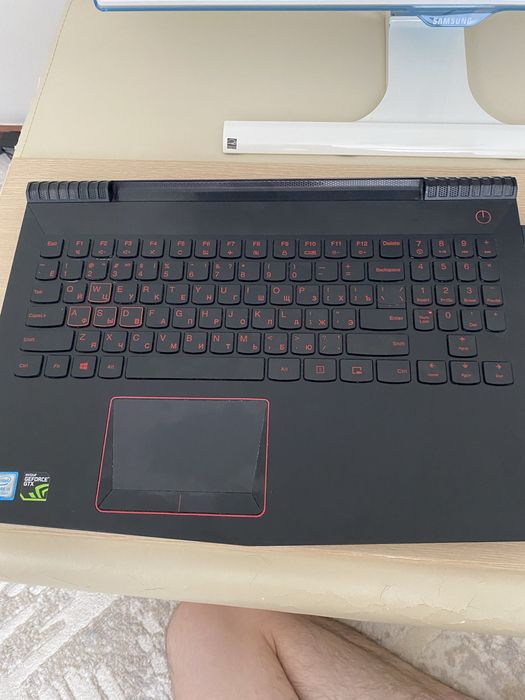 Ноутбук без экрана, lenovo legion y520