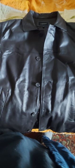 Geaca piele neagra