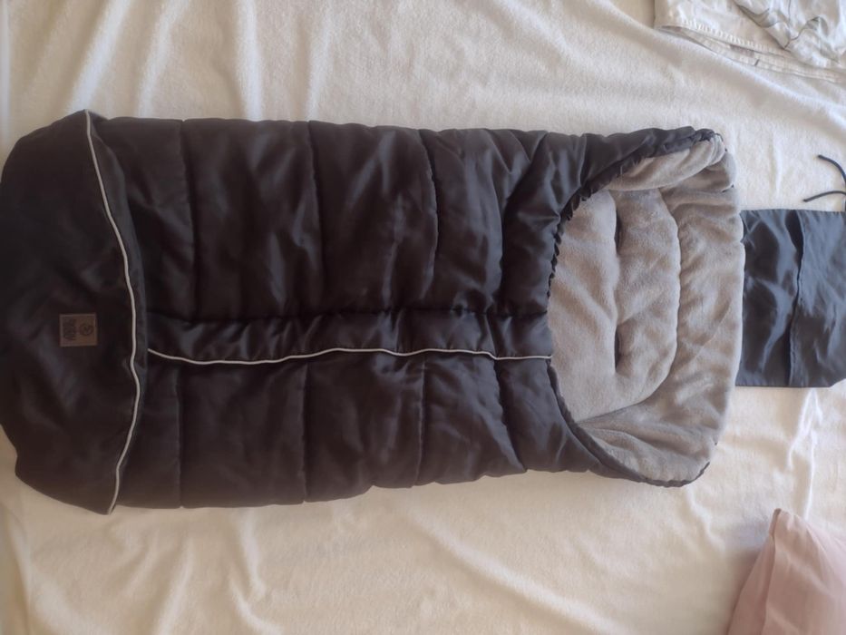 Зимен чувал за количка или кола