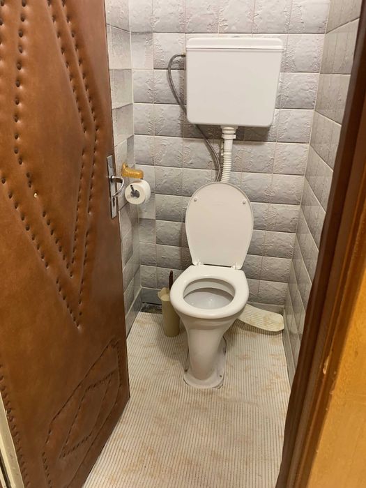 Продава се Тристаен апартамент в Плевен, Сторгозия - 74 кв.м за 1257 €/кв.м - Снимка #10