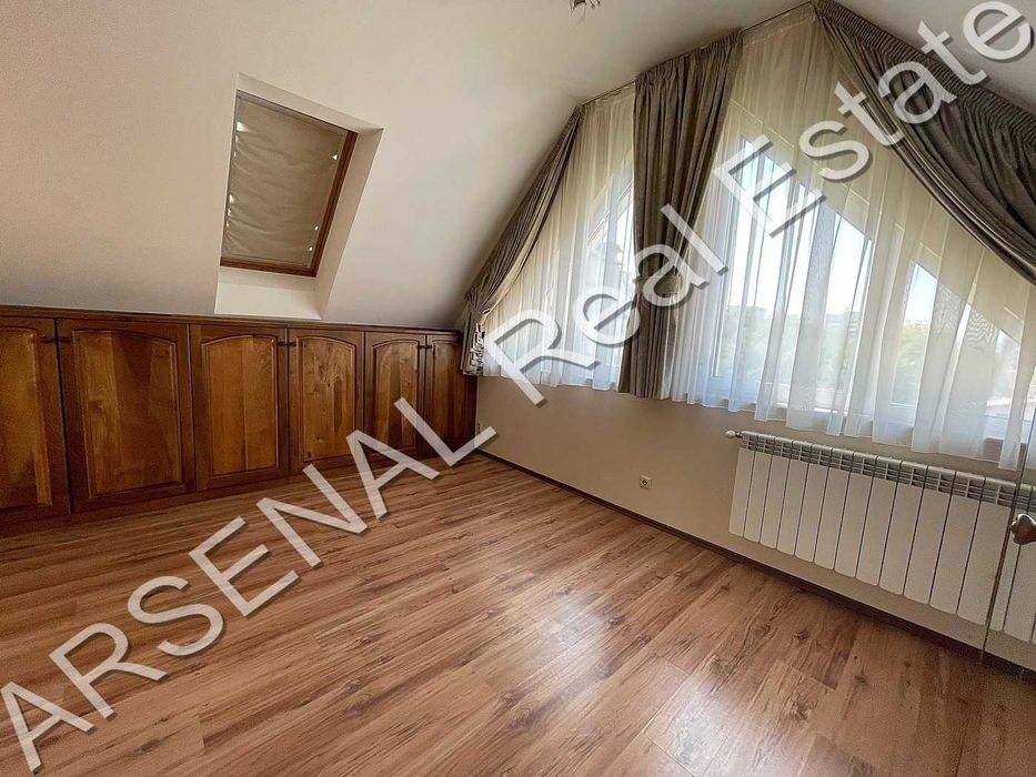 Дава се под наем Тристаен апартамент в София, Лозенец - 185 кв.м за 1250 € - Снимка #7