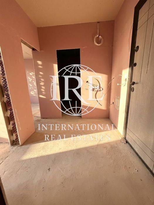 Двустаен апартамент в нова сграда с асаньор 72 кв. Владислав Варненчик