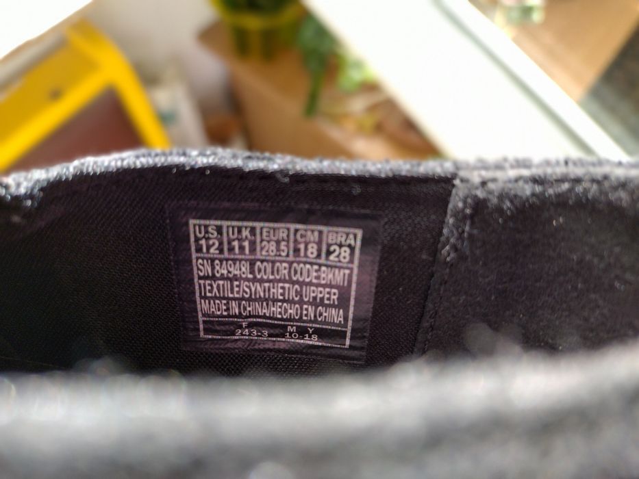Vând Skechers pentru fetițe