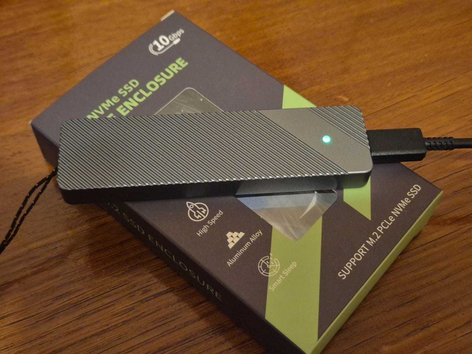 SSD extern Samsung V-NAND 980 500Gb, M.2 NVMe SATA, 10Gbps, USB-C